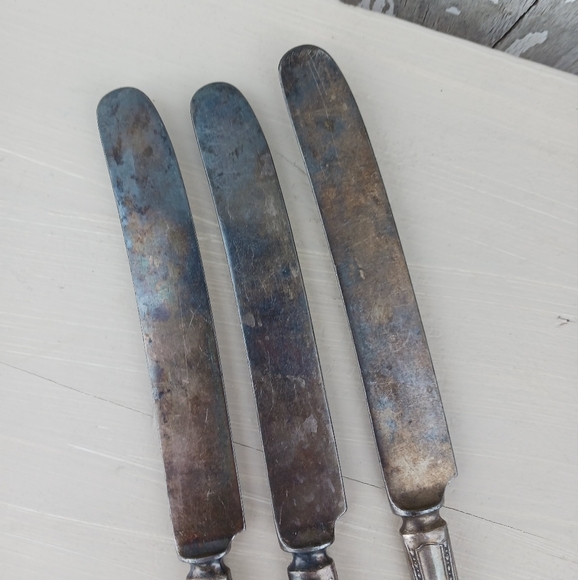 Silver Plated Flatware Community Plate Community Silver 3 Butter Knives - Picture 2 of 7